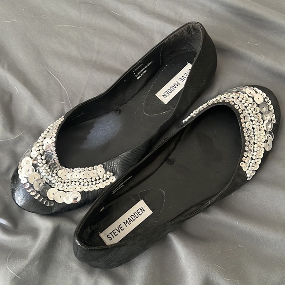 Dee Dee sequined flats by Steve Madden. - Picture 4 of 4